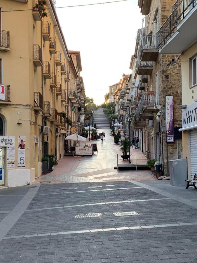 Cilento Suite - Scaloni อากรอโปลี ภายนอก รูปภาพ